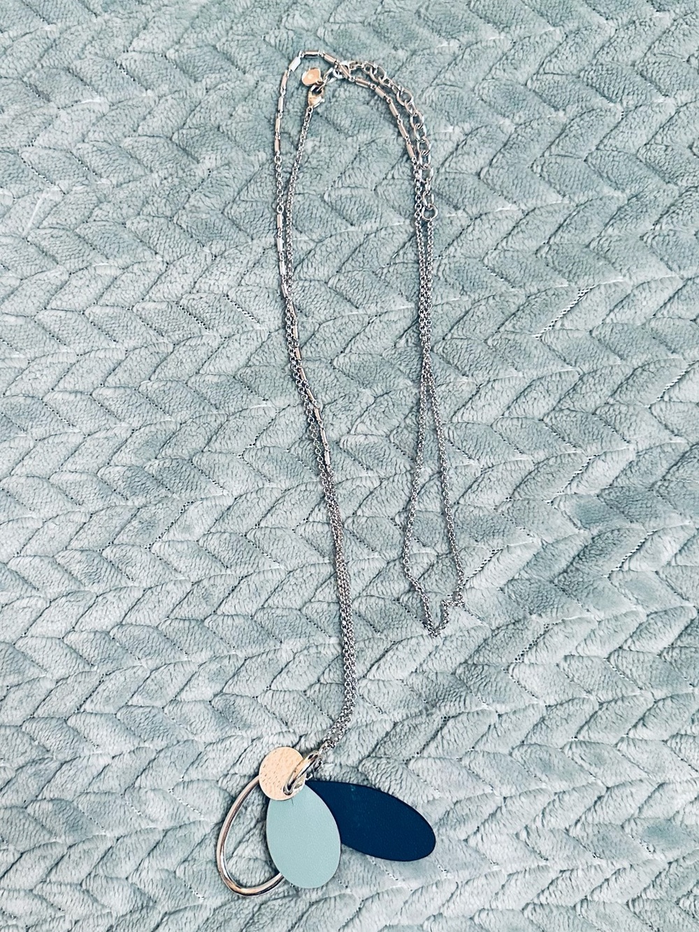Stella & Dot Long Silver (Reversible!) Necklace